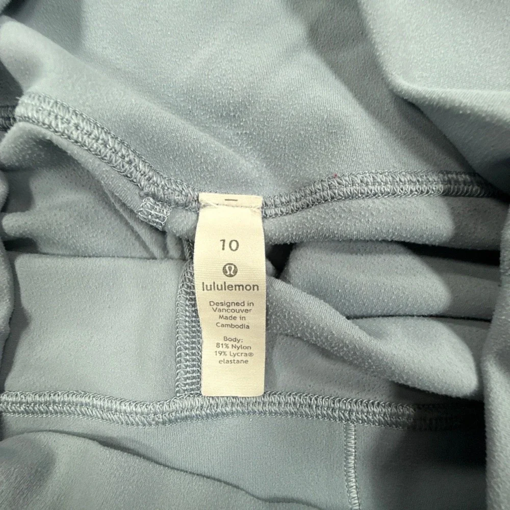 Lululemon Align Womens Size 10 Blue Gray High-Rise Crop 21 Nulu Leggings